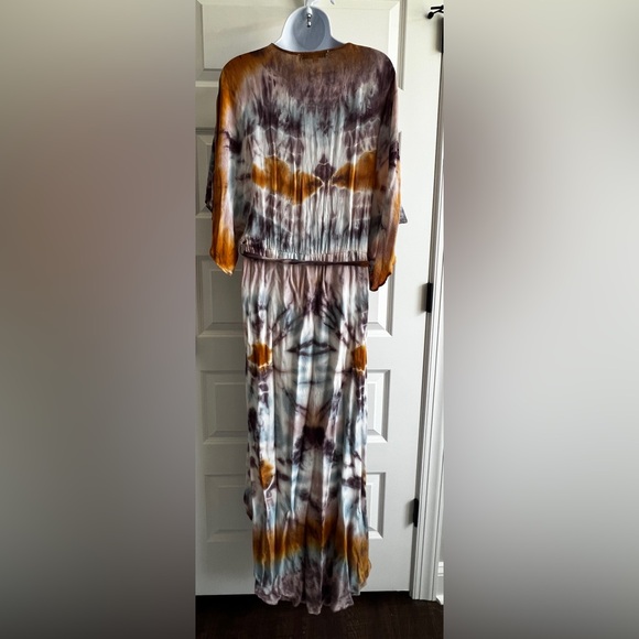 Young Fabulous & Broke Tie-Dye Maxi Dress w/Belt Sz Small excellent condition - Picture 3 of 9